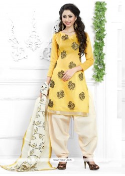 Invigorating Chanderi Cotton Lace Work Designer Patila Salwar Suit