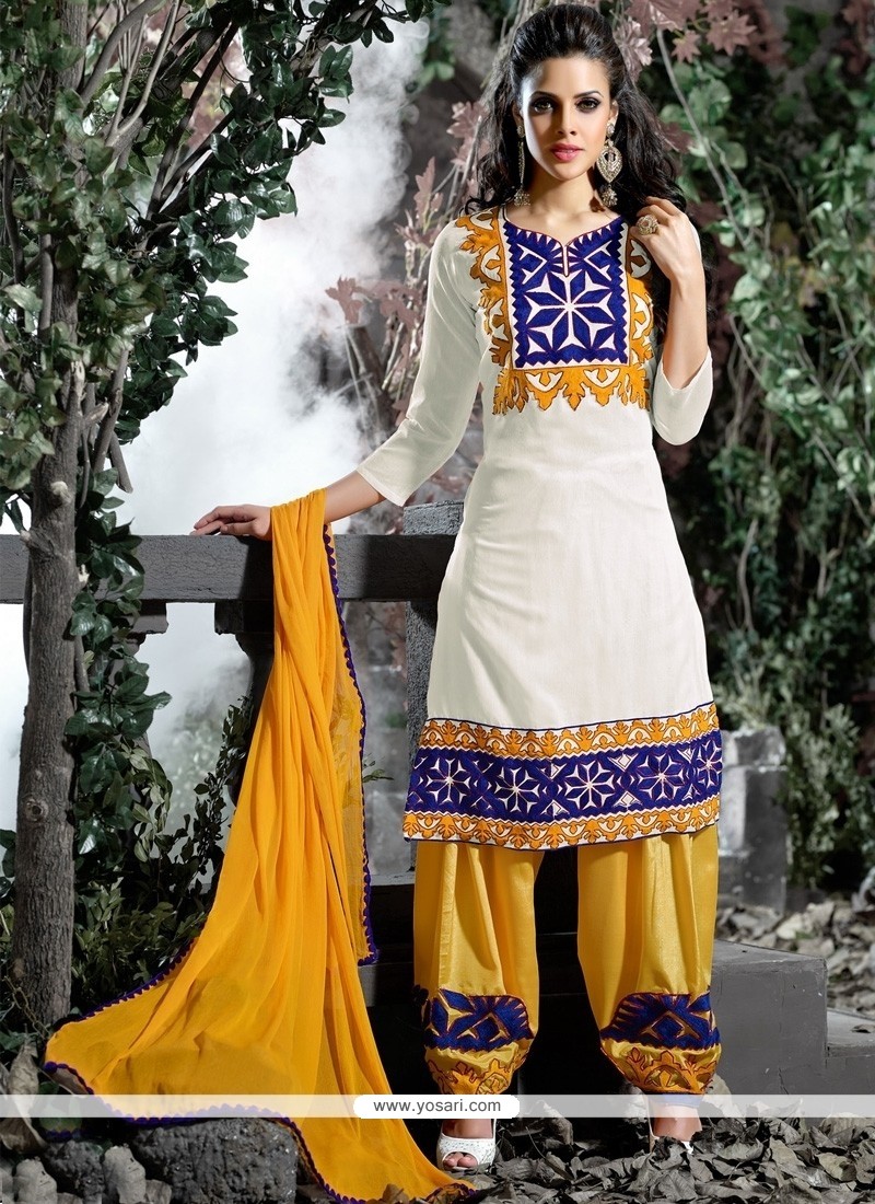 Aesthetic Off White Cotton Designer Salwar Suit