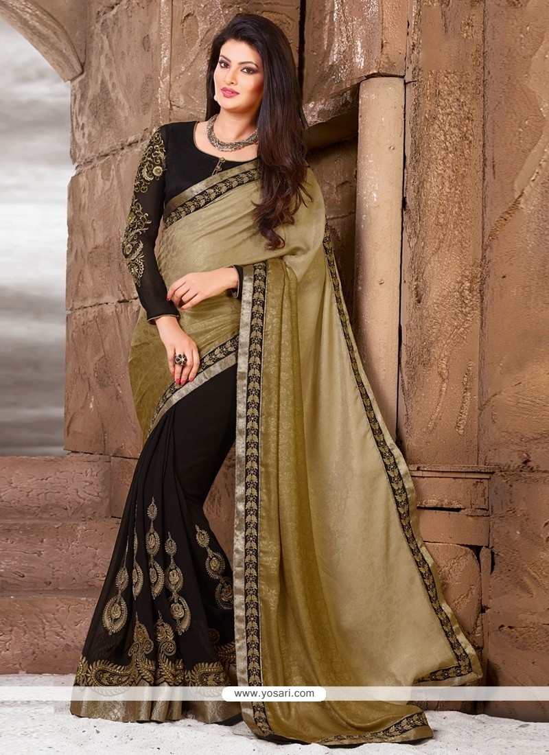 Elegant Sarees for Women | Traditional Indian Sari Collection | Almaari  Fashion