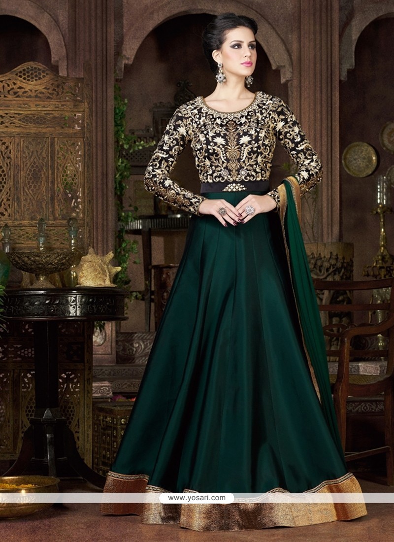 Suave Embroidered Work Designer Gown