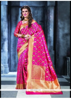 Mesmeric Banarasi Silk Magenta Classic Designer Saree