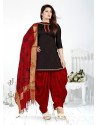 Impressive Cotton Lace Work Designer Patiala Salwar Kameez