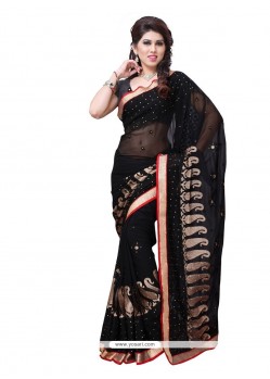 Fashionable Designer Saree For Party