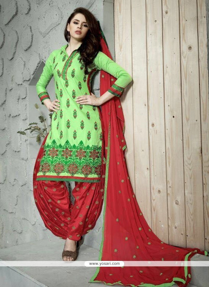 Awesome Cotton Green Trendy Punjabi patiala Suits