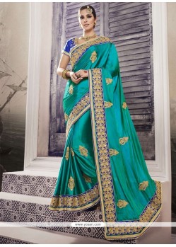 Scintillating Silk Green Traditional Saree