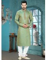 Awesome Shantoon Green Raglan Sleeves Kurta