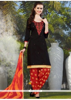 Gorgonize Black Lace Work Punjabi Suit
