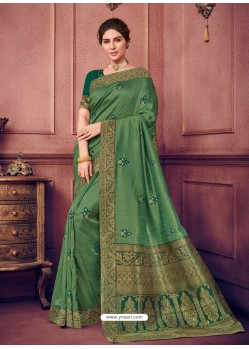 Green Two Tone Silk Fabrics Designer Saree