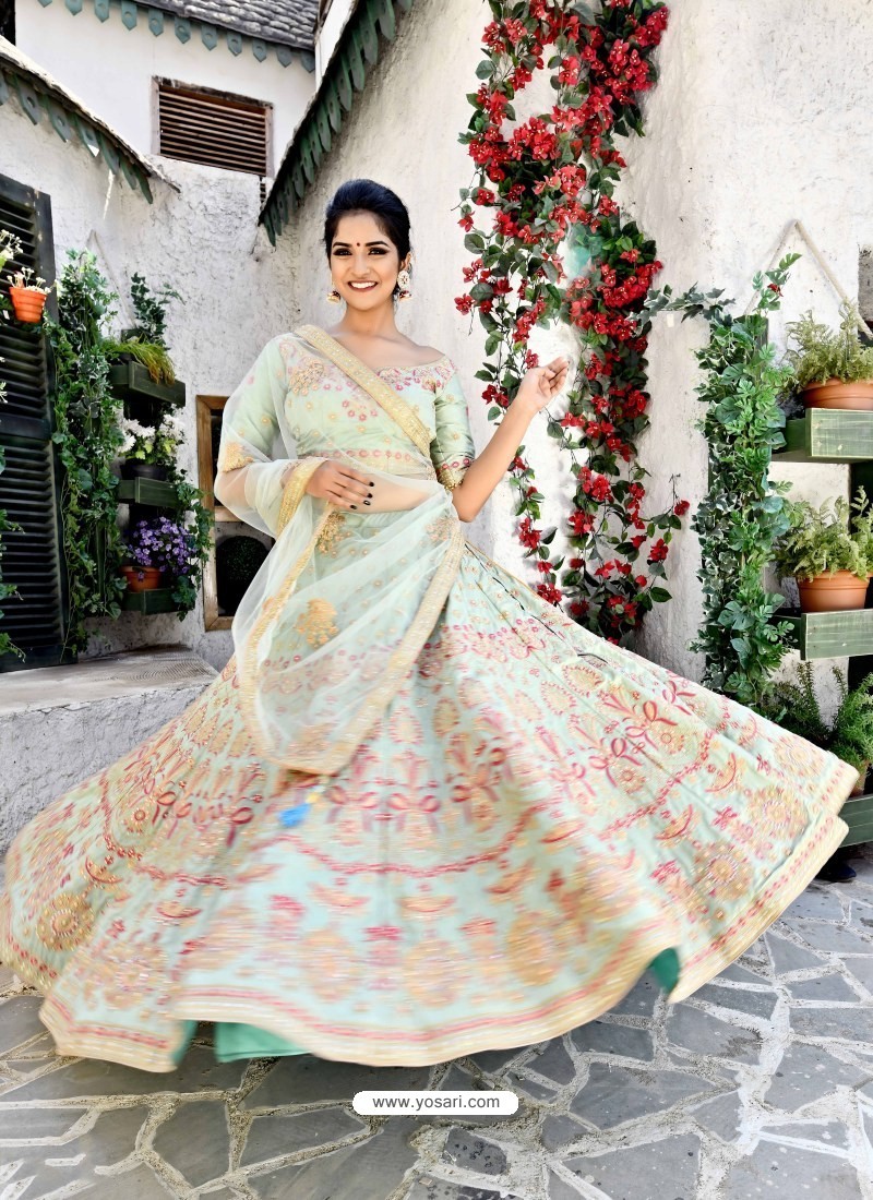 Surati Fabric - Wholesale kurtis, sarees, salwar suits, fashion blog