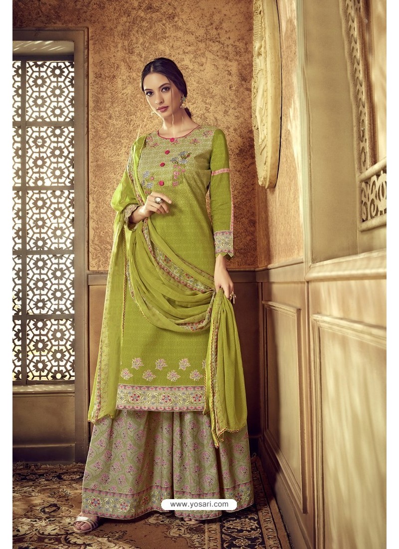 Beautiful Parrot Green Punjabi Suit || Light Green Punjabi Suit || Parrot  Green Colour Punjabi Suit | Suit designs, Punjabi suits, Suits