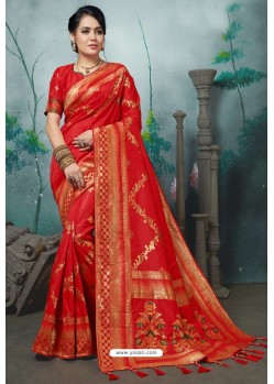 Red Designer Banarasi Silk Weaving Party WearﾠSari