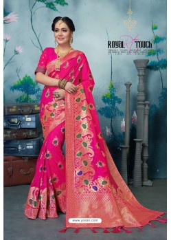 Fuchsia Designer Banarasi Silk Weaving Party WearﾠSari