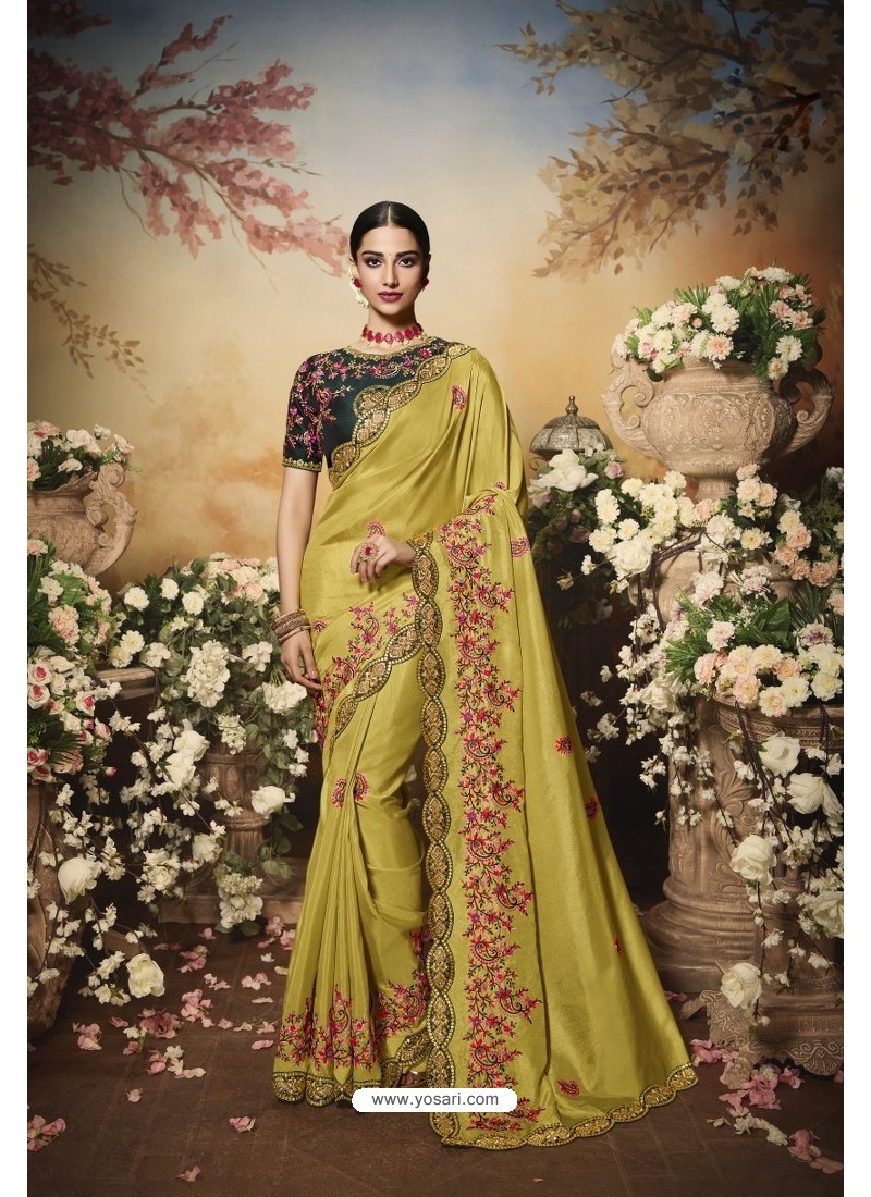 Saree - Buy Latest Designer Indian Sarees Online Collection