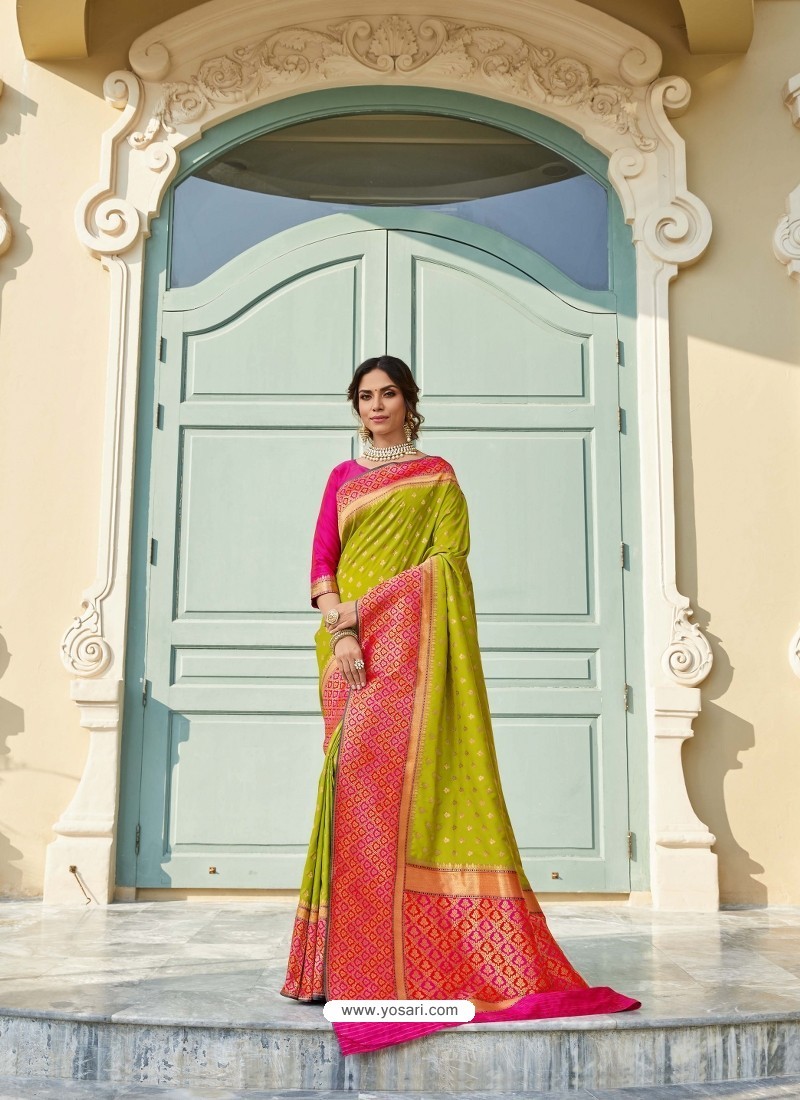Parrot Green Astonishing Party Wear Pure Banarasi Silk Wedding Sari