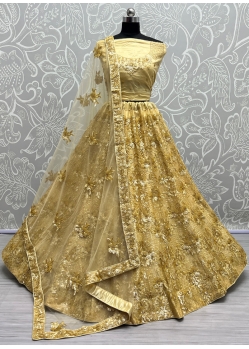 Gold Ravishing Designer Wedding Wear Lehenga Choli
