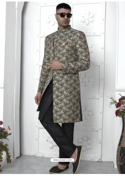 Jacqurad Silk Designer Indowestern Sherwani In Black
